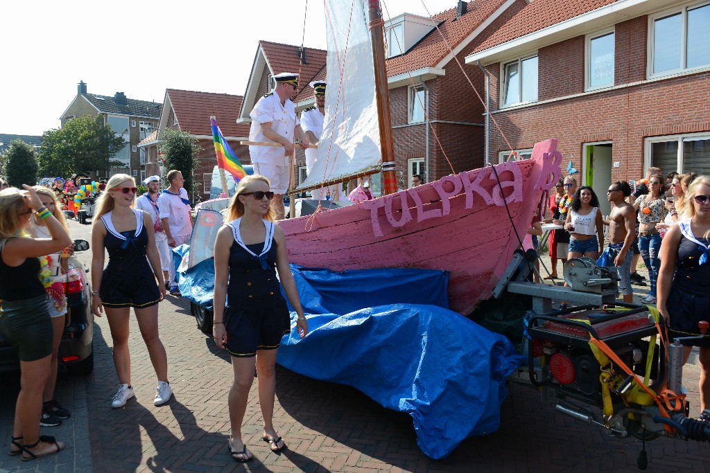 ../Images/Zomercarnaval Noordwijkerhout 2016 109.jpg